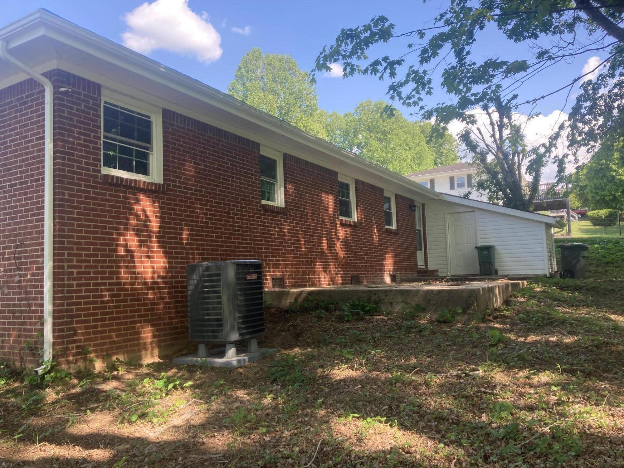 501 Golf Course Drive Elizabethton, TN 37643 - Photo 25 of 29 IMG-1657