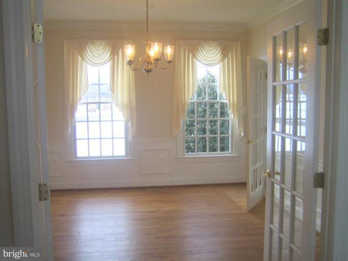 2907 Bidle Road Middletown, MD 21769 - Photo 3 of 19 Dining Room