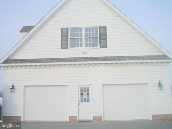 2907 Bidle Road Middletown, MD 21769 - Photo 9 of 19 Garage 1