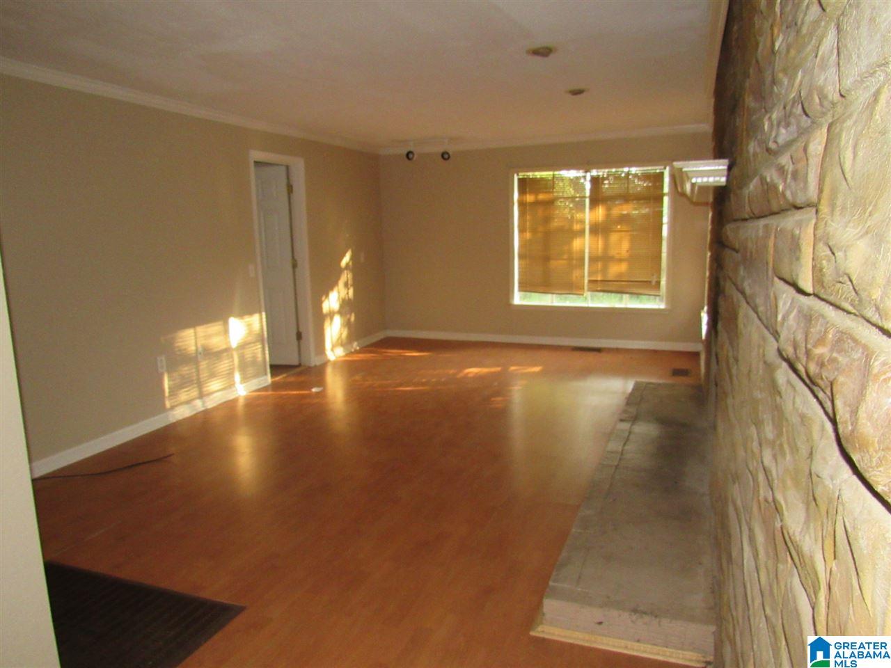 1907 Reed Road Northeast Birmingham, AL 35215 - Photo 5 of 25