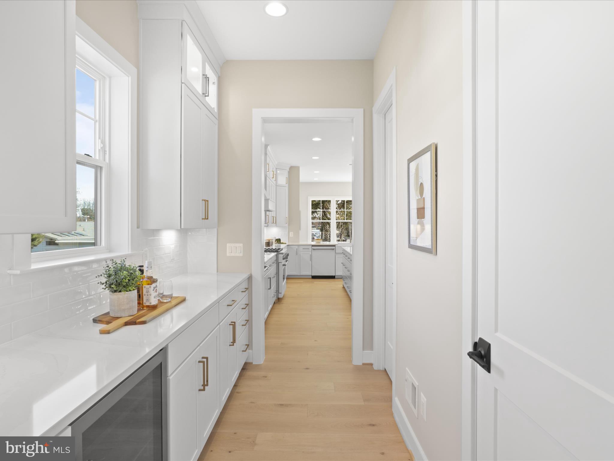 2505 Flint Hill Road Vienna, VA 22181 - Photo 12 of 94 Gallery Image 12