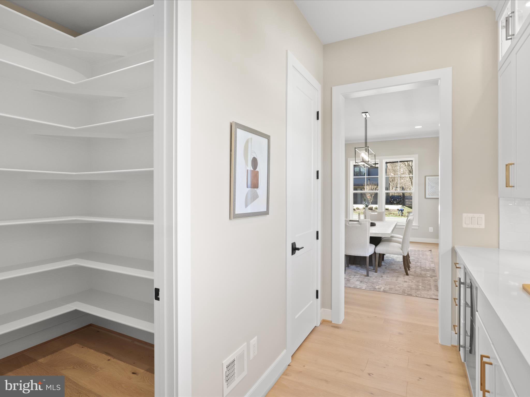 2505 Flint Hill Road Vienna, VA 22181 - Photo 13 of 94 Gallery Image 13