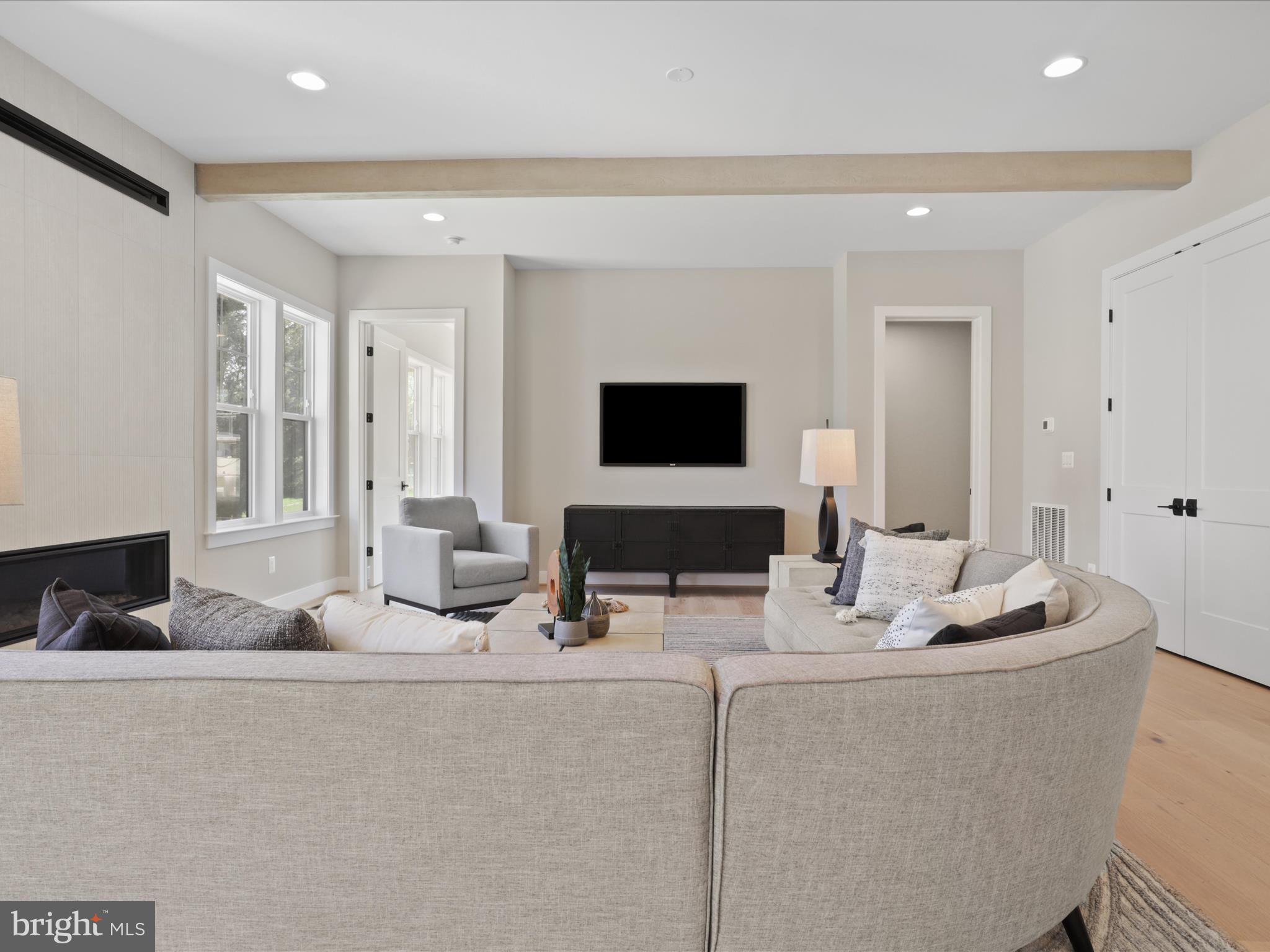 2505 Flint Hill Road Vienna, VA 22181 - Photo 33 of 94 Gallery Image 33