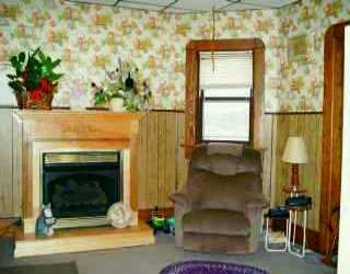 622 Listie Road Friedens, PA 15541 - Photo 3 of 6 Living Room.