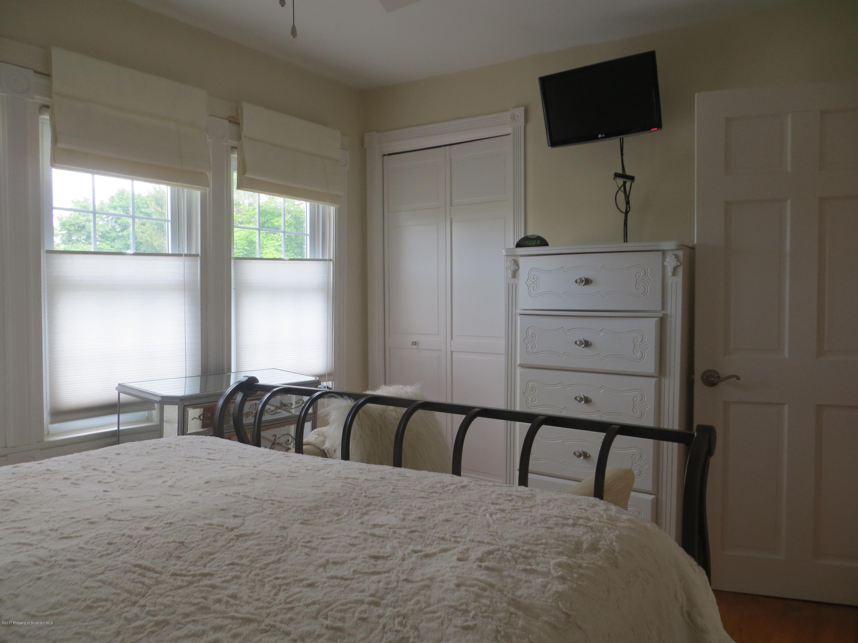 700 South Abington Road Clarks Summit, PA 18411 - Photo 20 of 41 Gallery Image 20