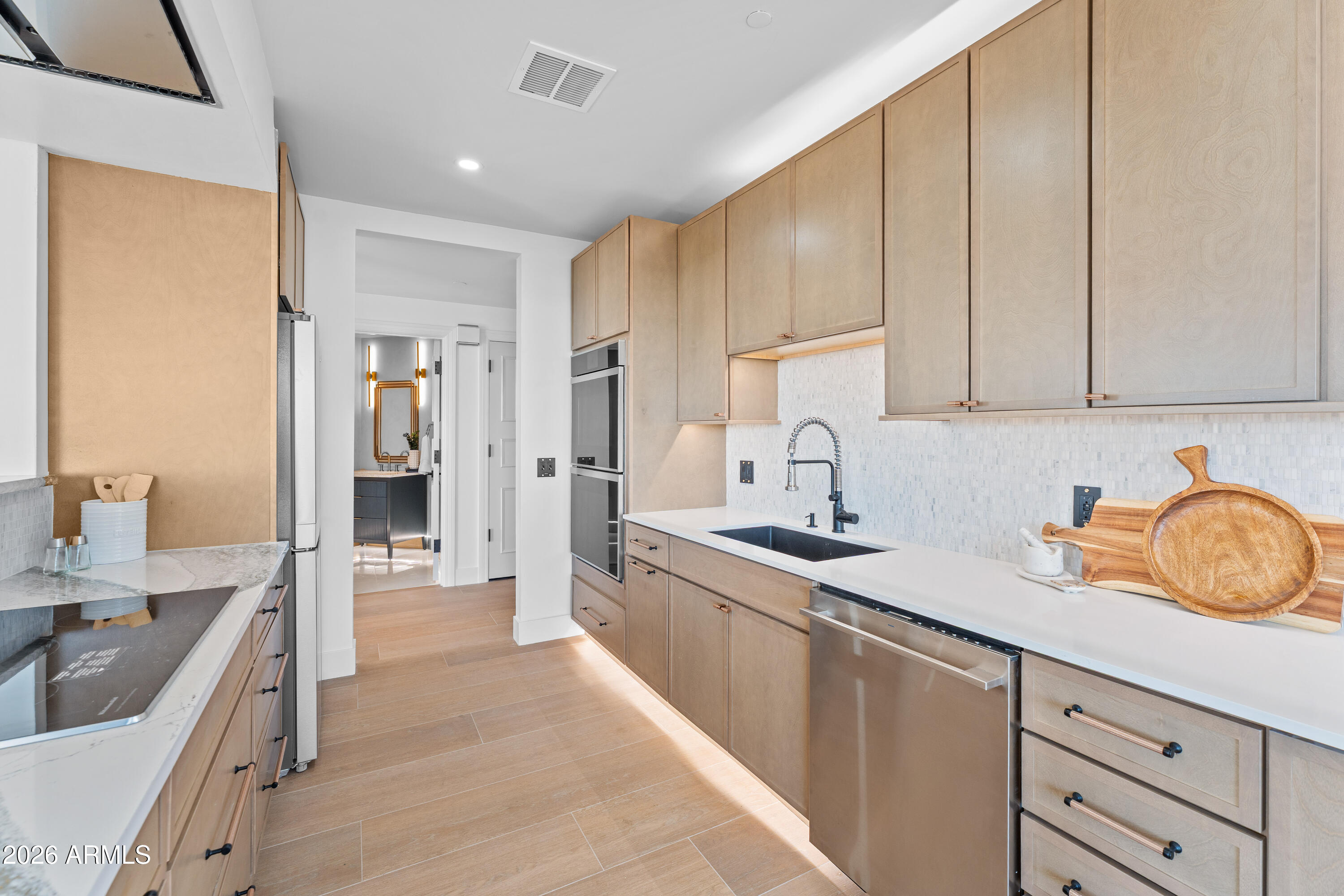 1040 East Osborn Road, Unit 602 Phoenix, AZ 85014 - Photo 38 of 120 DSC01626
