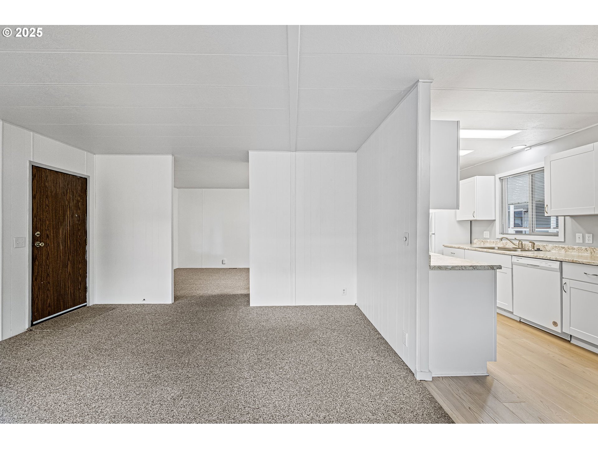 1475 Green Acres Road, Unit 139 Eugene, OR 97408 - Photo 7 of 37 Gallery Image 7
