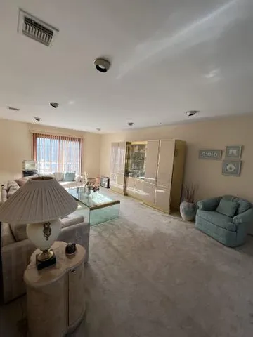 $998,000 | 15 Meleny Road, Locust Valley, NY 11560