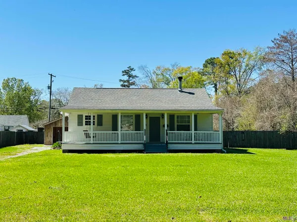 $1,800 | 376 Croydon Avenue, Unit A, Baton Rouge, LA 70806