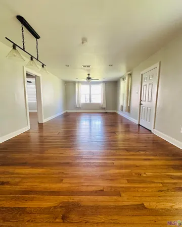 $1,800 | 376 Croydon Avenue, Unit A, Baton Rouge, LA 70806