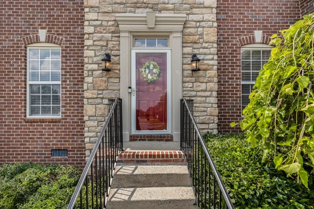 $640,000 | 3091 Brookview Forest Drive, Nashville, TN 37211