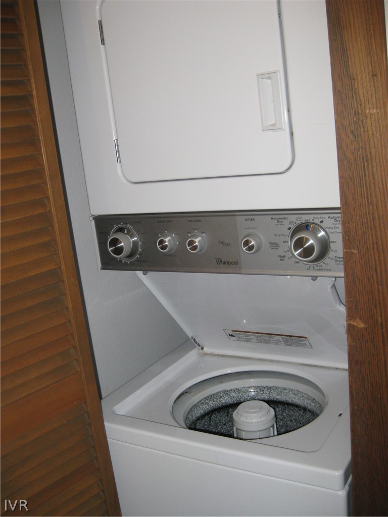 335 Ski Way, Unit 314 Incline Village, NV 89451 - Photo 5 of 15 a close up view of washer and dryer
