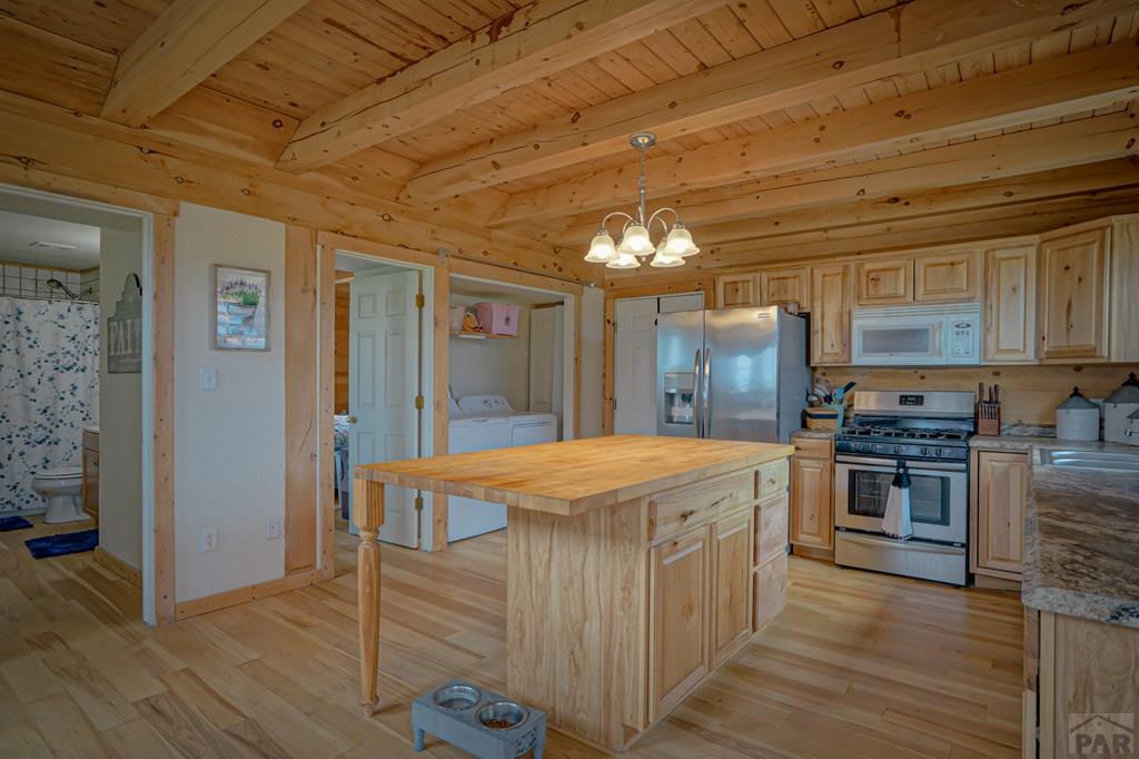 9621 Elk Ridge Ranch Lane Rye, CO 81069 - Photo 7 of 31 Gallery Image 7