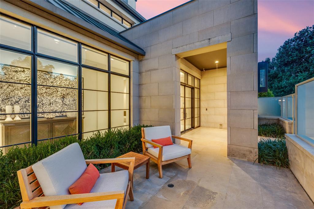 4326 Pomona Road Dallas, TX 75209 - Photo 23 of 31 View of patio / terrace