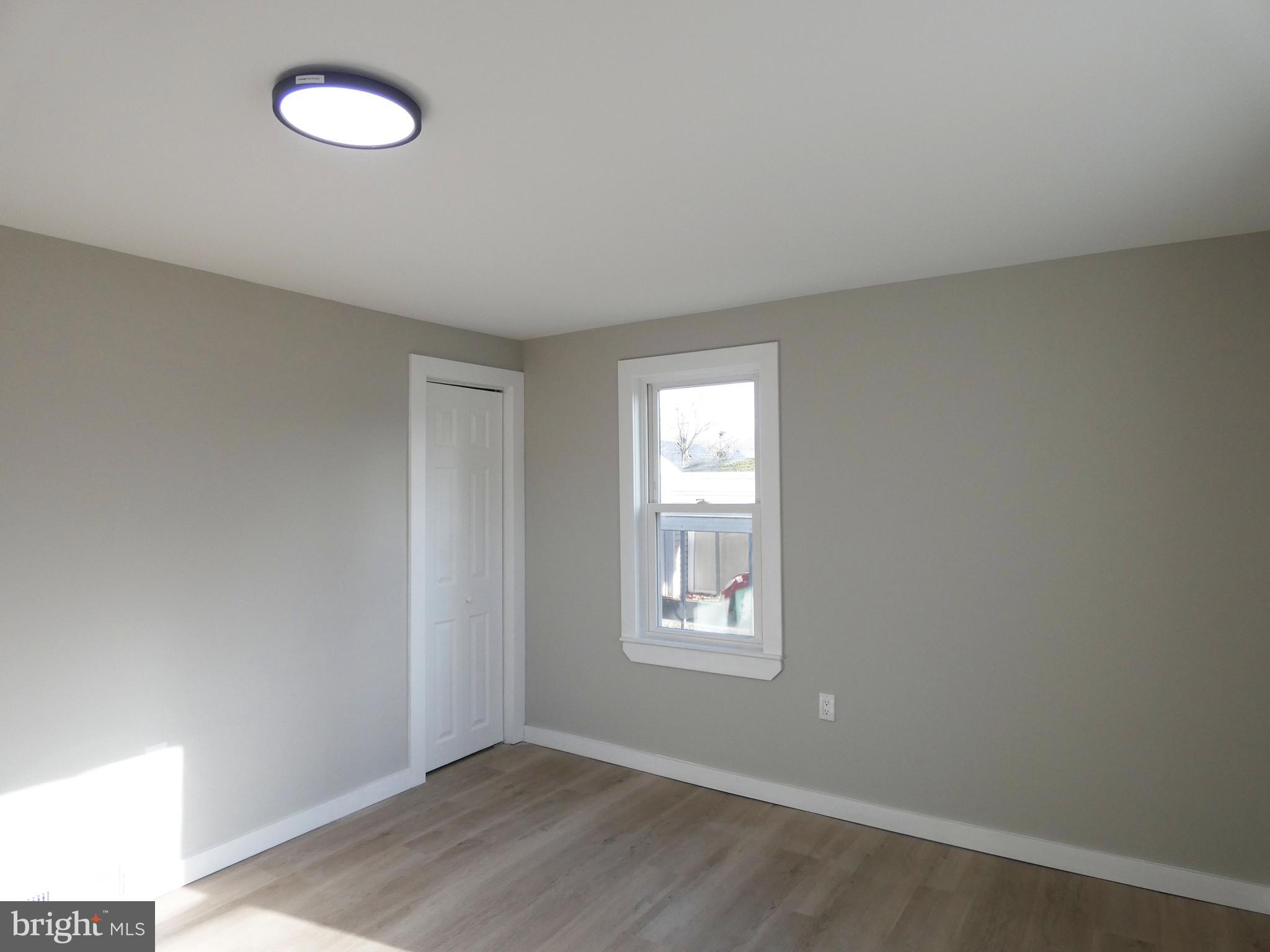 411 Manor Avenue Carneys Point, NJ 08069 - Photo 25 of 50 an empty room with windows and closet