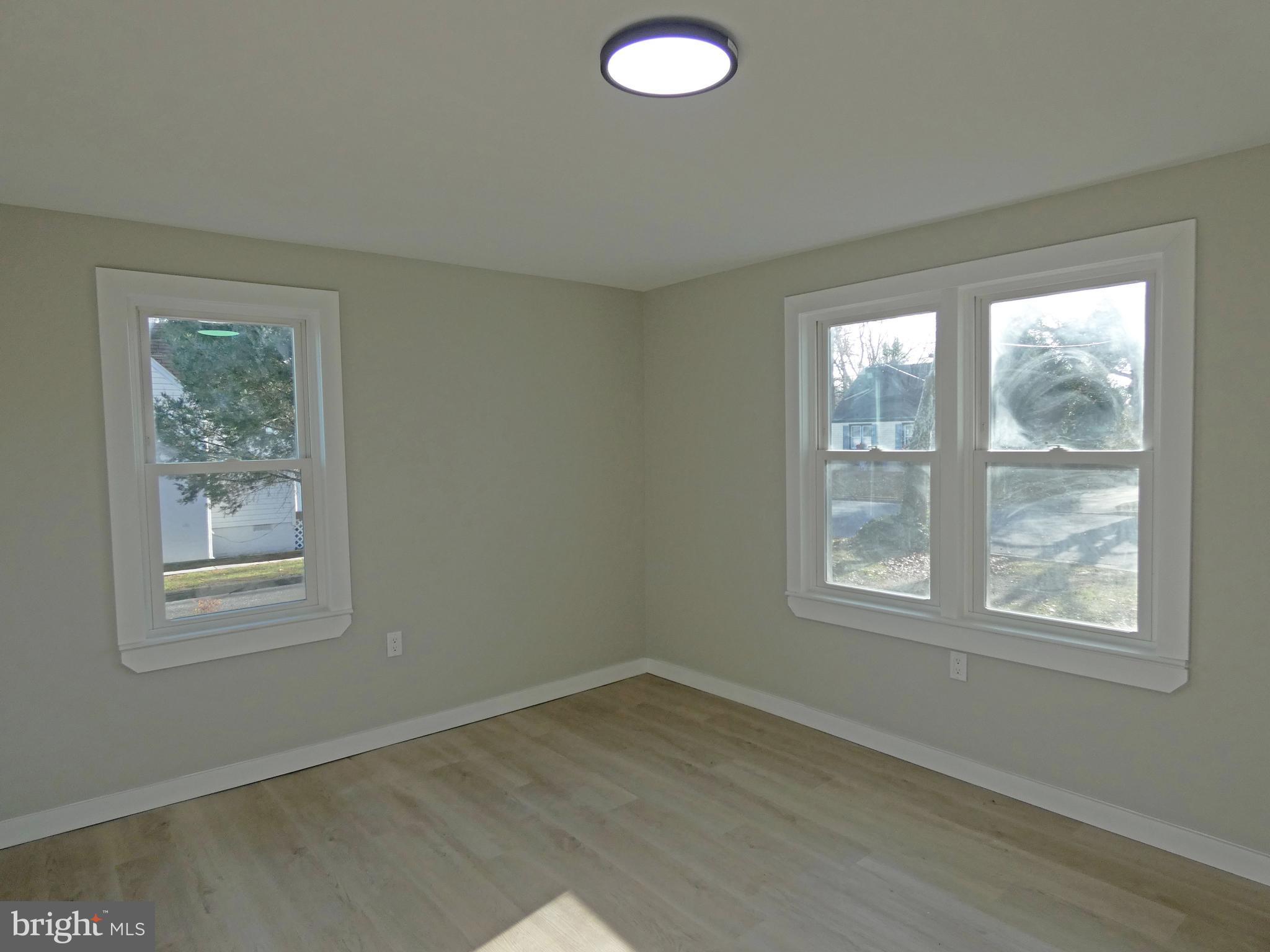 411 Manor Avenue Carneys Point, NJ 08069 - Photo 26 of 50 an empty room with a window