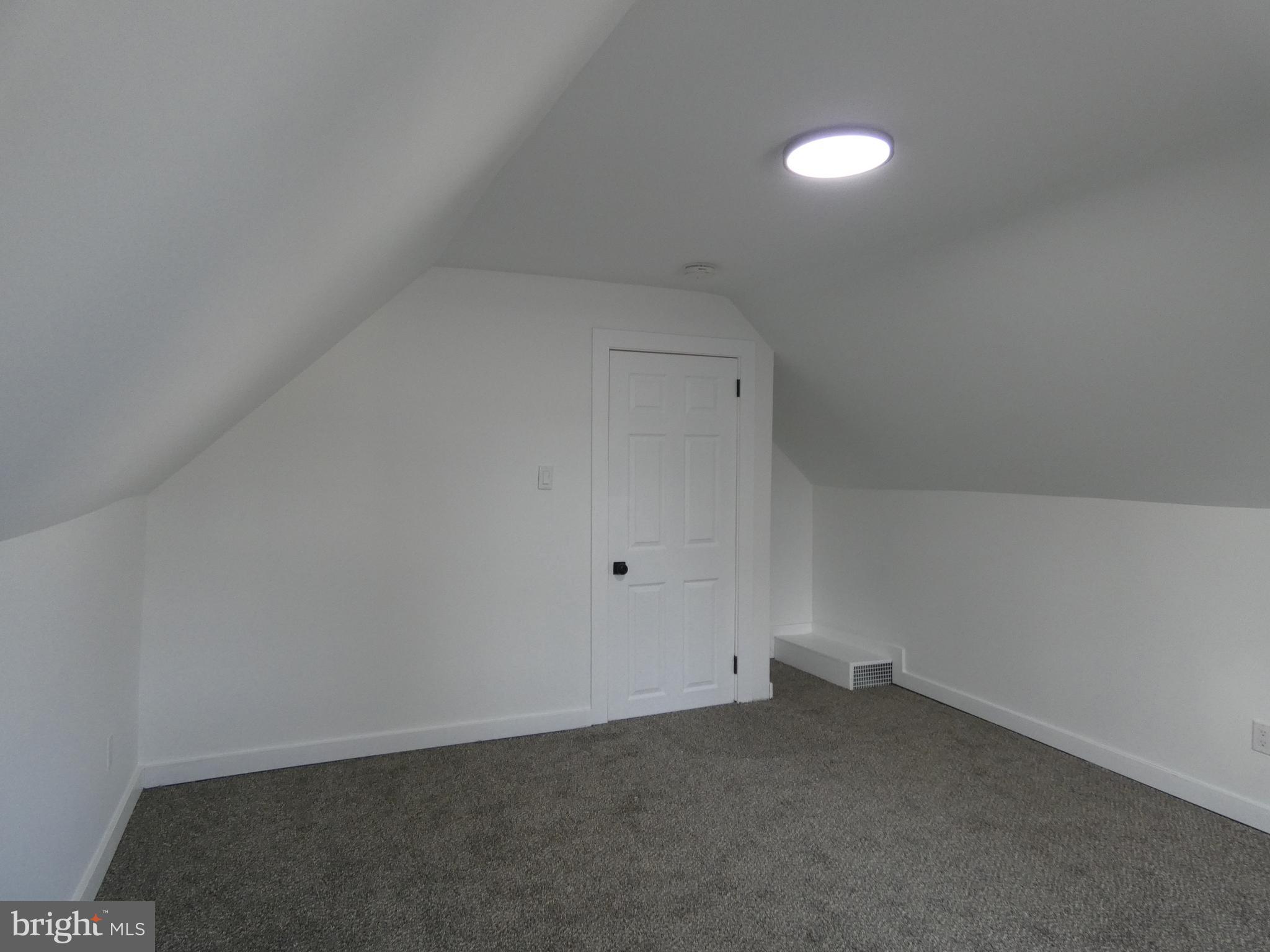 411 Manor Avenue Carneys Point, NJ 08069 - Photo 38 of 50 a room