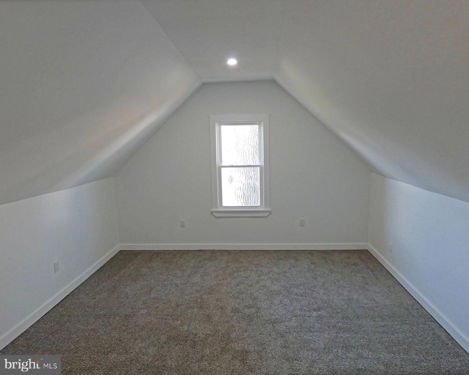 411 Manor Avenue Carneys Point, NJ 08069 - Photo 44 of 50 an empty room with a window