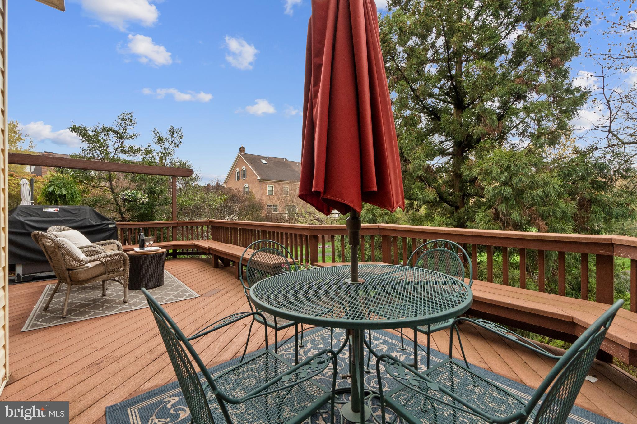 6315 Manchester Way Alexandria, VA 22312 - Photo 14 of 51 a view of a chairs and table in the balcony