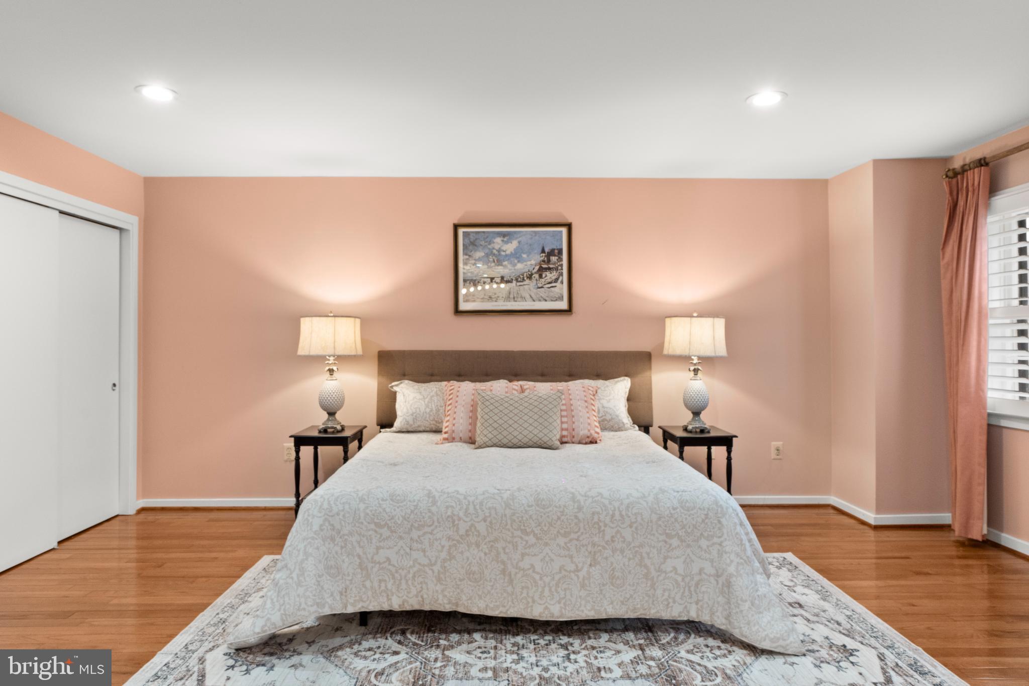 6315 Manchester Way Alexandria, VA 22312 - Photo 20 of 51 a bed room with a bed and a night stand