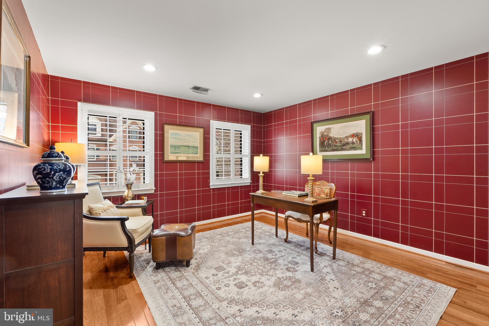 6315 Manchester Way Alexandria, VA 22312 - Photo 29 of 51 a living room with furniture a rug and a window