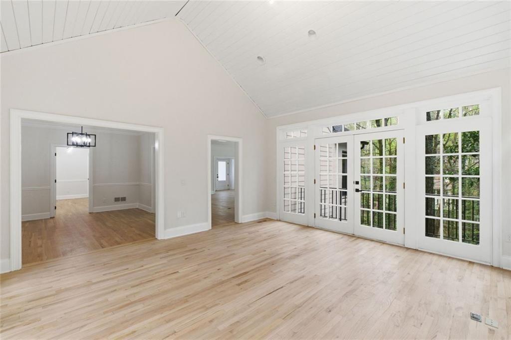 7170 Riverside Drive Atlanta, GA 30328 - Photo 19 of 63 Gallery Image 19