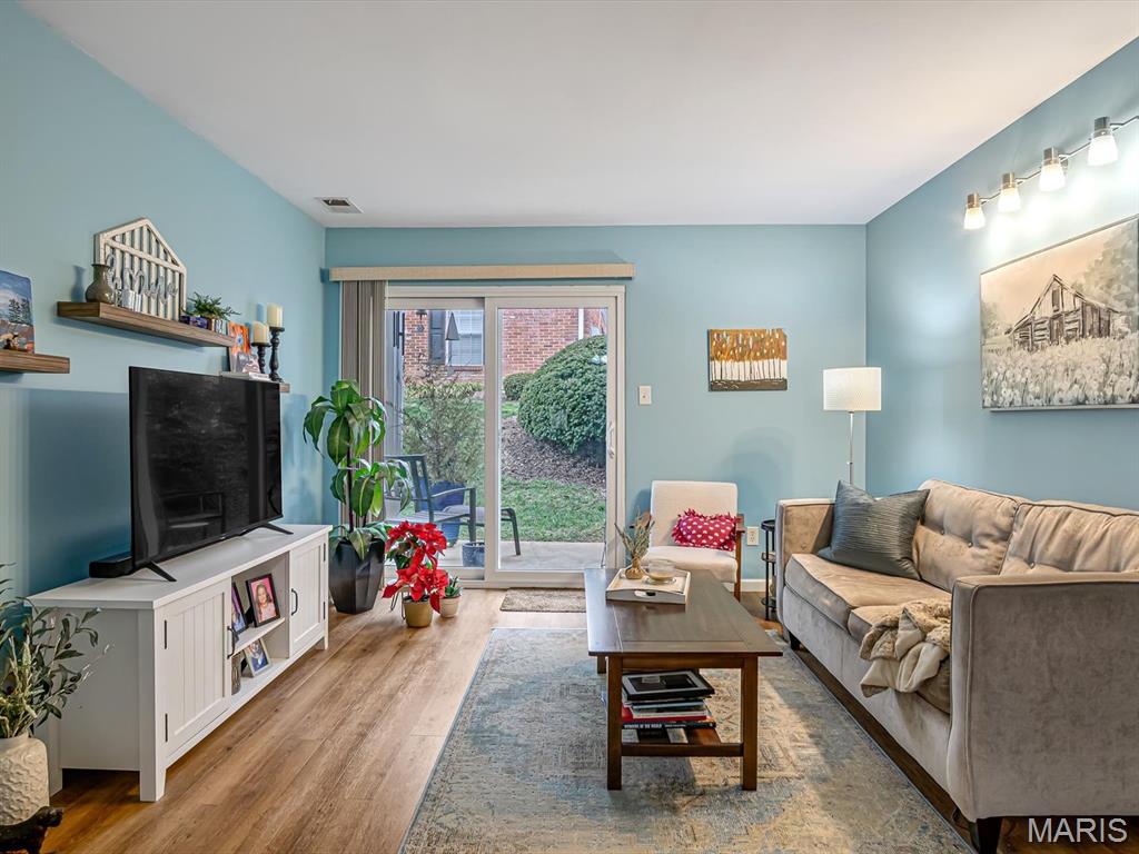 4523 Little Rock Road, Unit D St. Louis, MO 63128 - Photo 4 of 12 Gallery Image 4