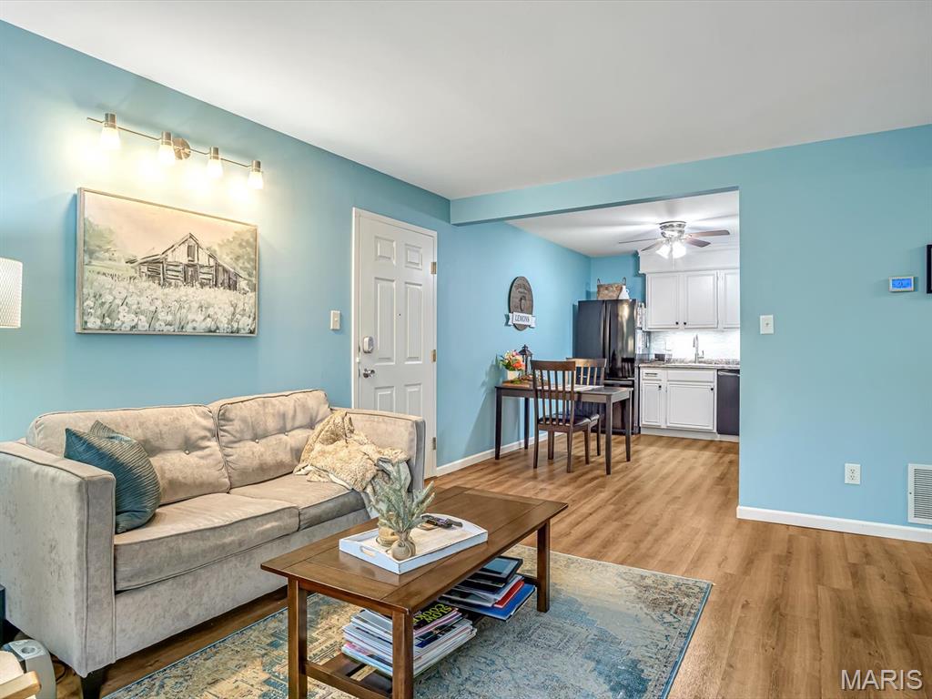 4523 Little Rock Road, Unit D St. Louis, MO 63128 - Photo 5 of 12 Gallery Image 5
