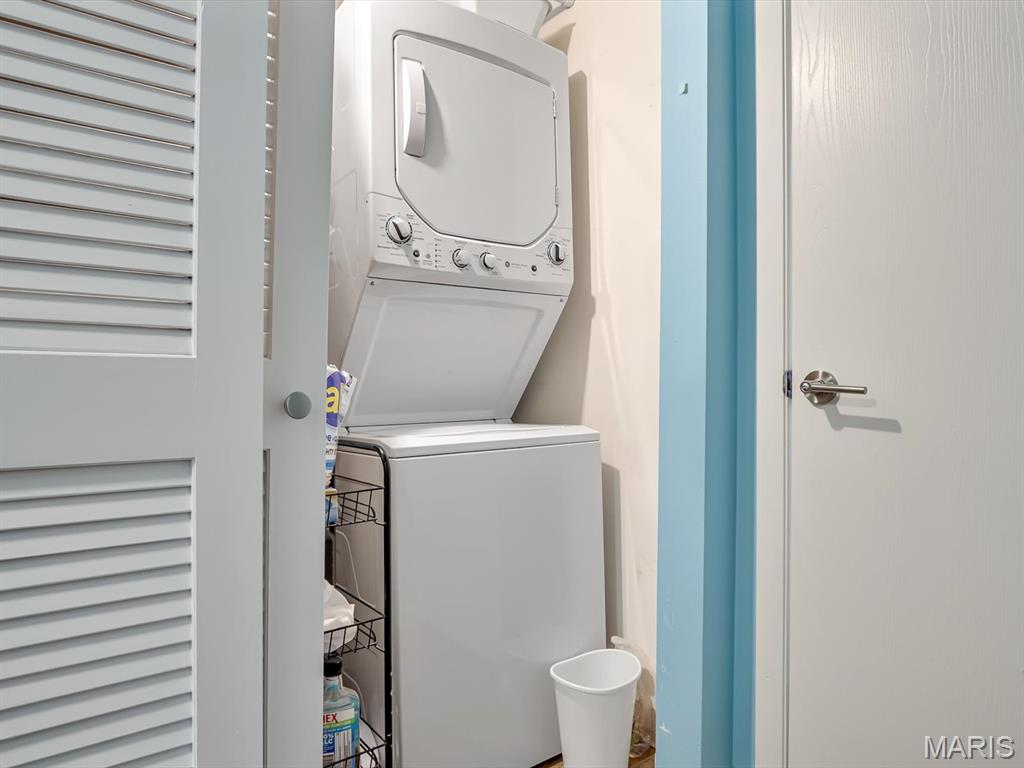 4523 Little Rock Road, Unit D St. Louis, MO 63128 - Photo 10 of 12 Gallery Image 10