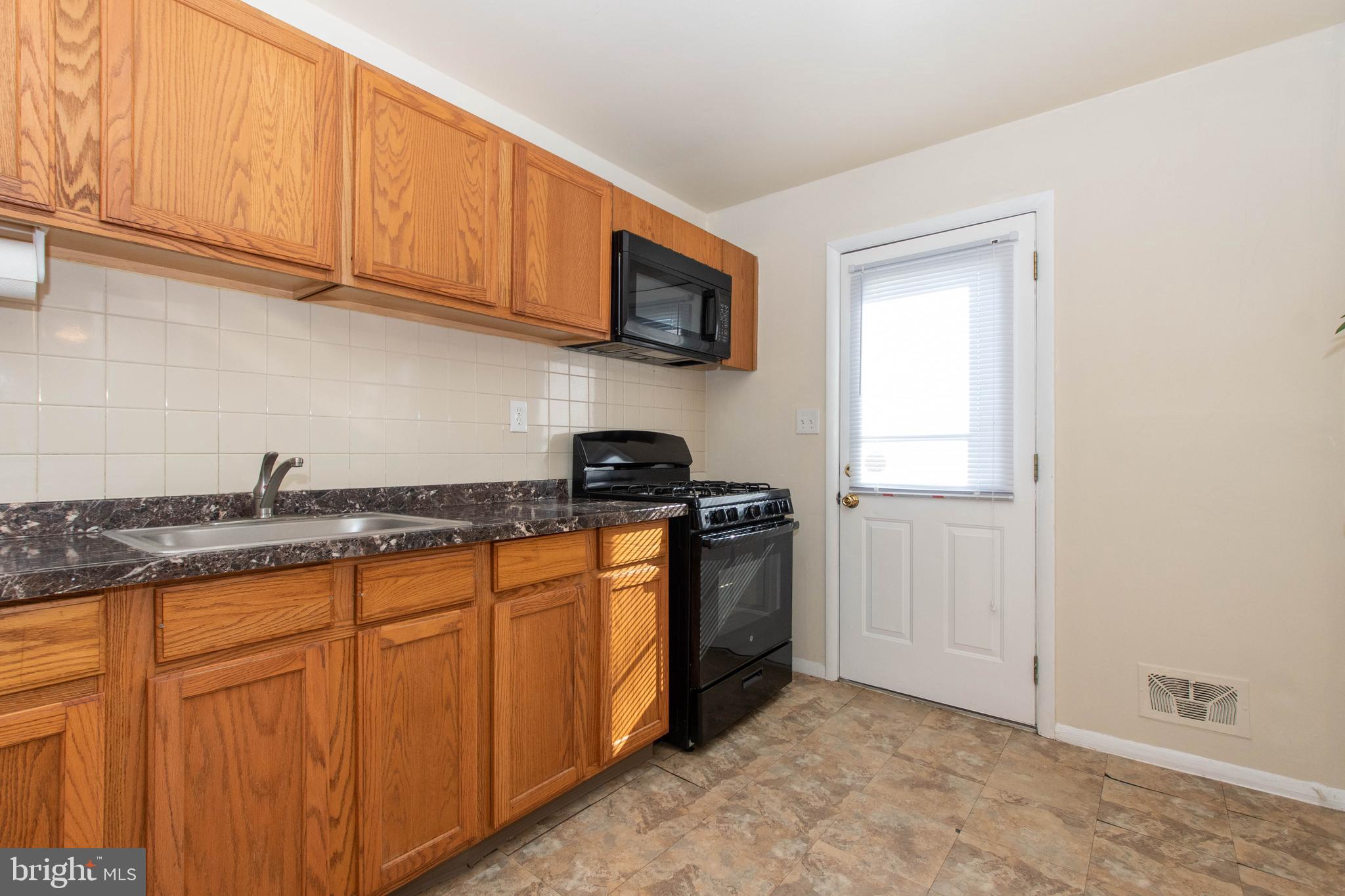 2108 Cockspur Road Middle River, MD 21220 - Photo 10 of 27
