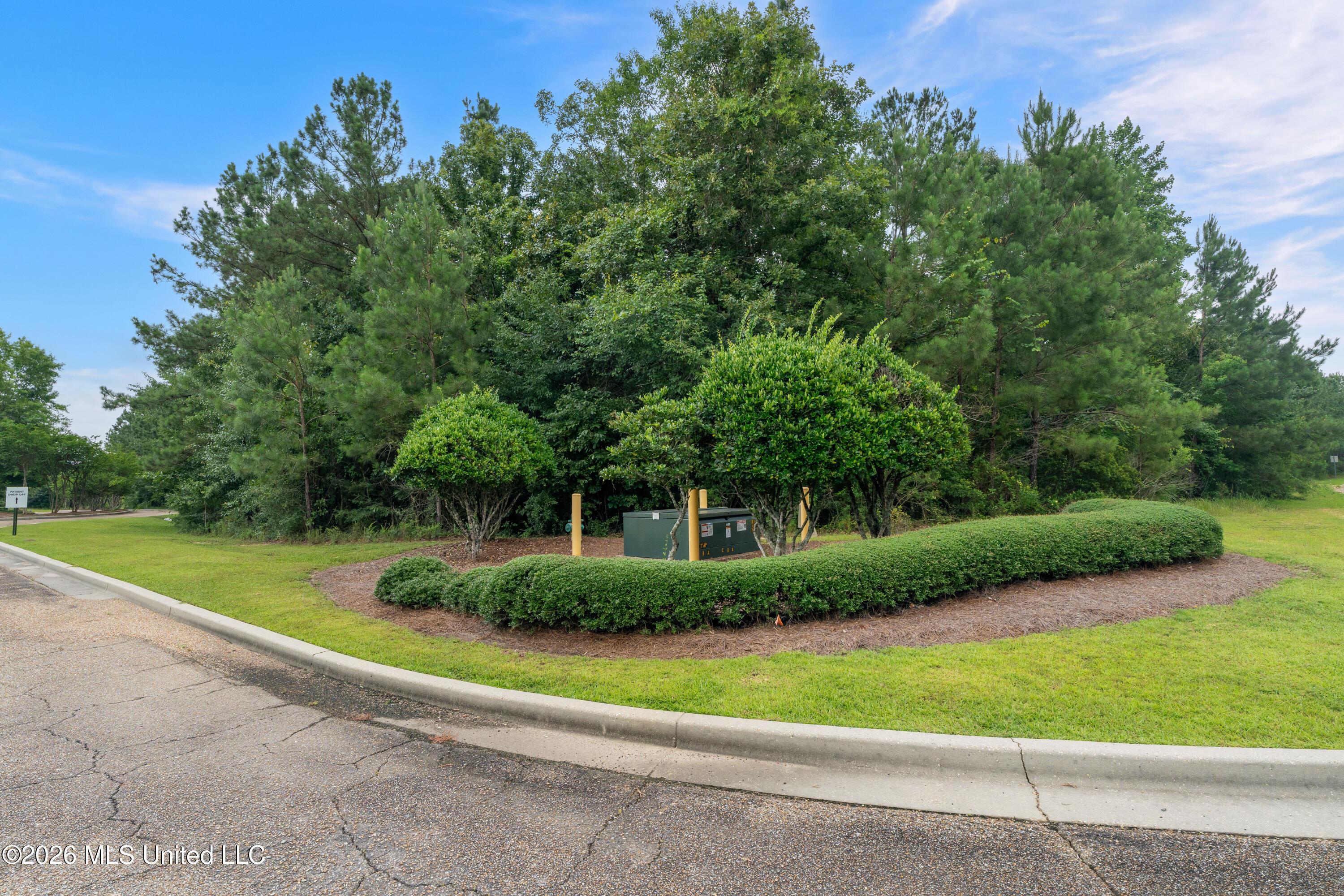 Lincoln Road Hattiesburg, MS 39402 - Photo 14 of 33 00_Lincoln_Rd-13