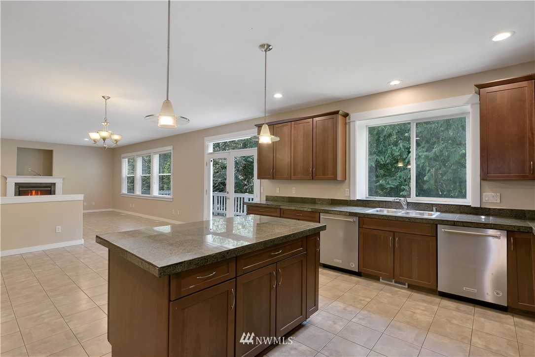 1225 Cooper Point Road Northwest Olympia, WA 98502 - Photo 14 of 30 Gallery Image 14