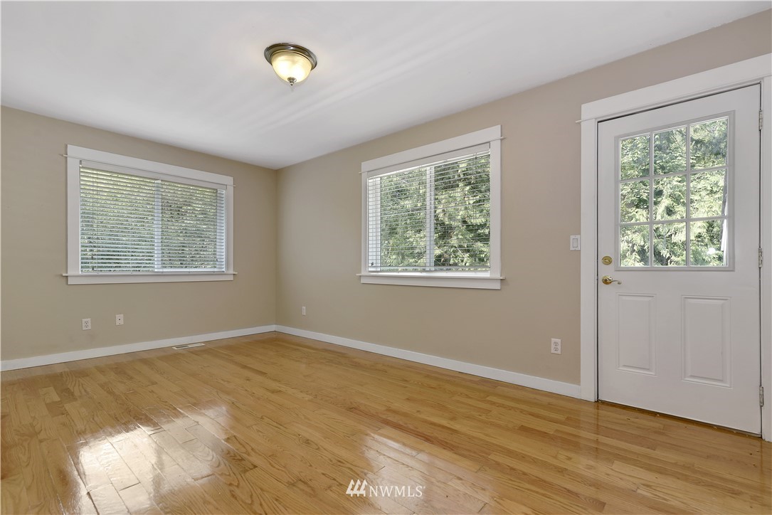 1225 Cooper Point Road Northwest Olympia, WA 98502 - Photo 23 of 30 Gallery Image 23