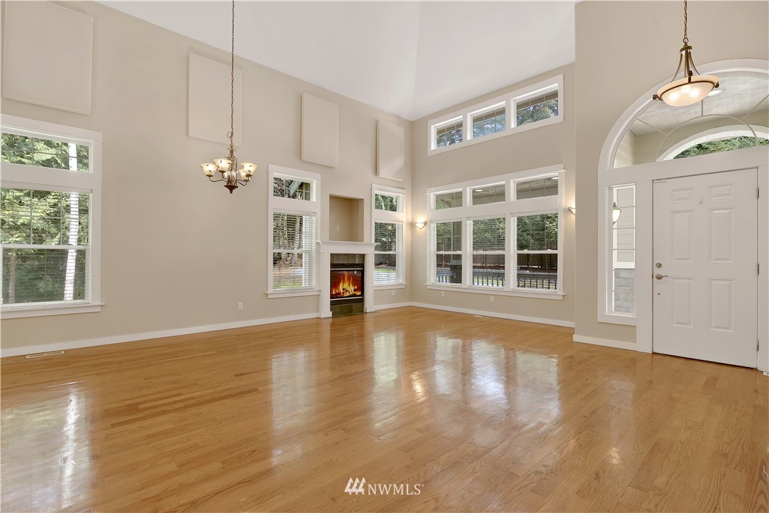 1225 Cooper Point Road Northwest Olympia, WA 98502 - Photo 6 of 30 Gallery Image 6