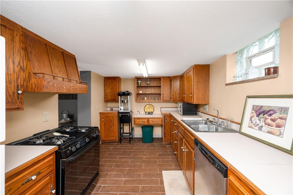 143 Sterrett Road Grove City, PA 16127 - Photo 38 of 49 Gallery Image 38