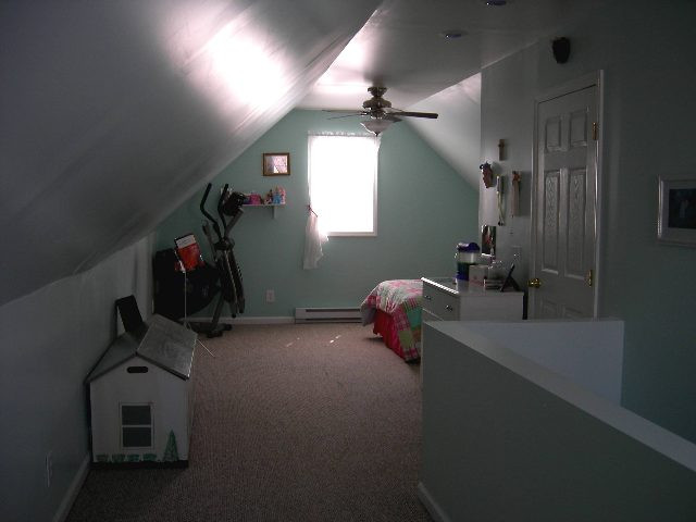 23 Birch Tree Road Colonie, NY 12205 - Photo 9 of 12 Photo 9