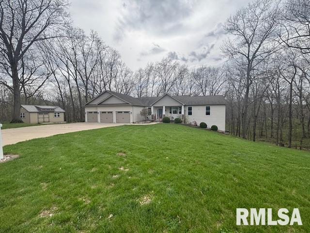 603 Loft Lane Athens, IL 62613 - Photo 1 of 2