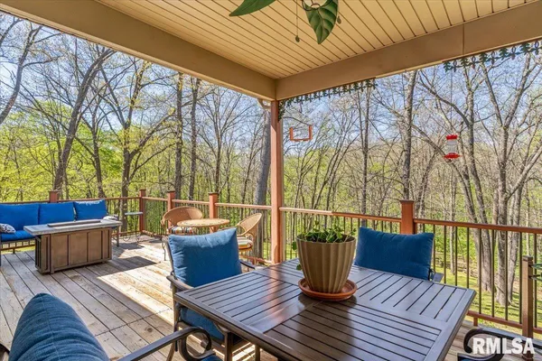 $611,000 | 603 Loft Lane, Athens, IL 62613