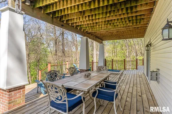 $611,000 | 603 Loft Lane, Athens, IL 62613