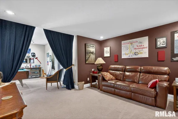 $611,000 | 603 Loft Lane, Athens, IL 62613