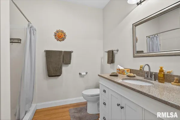 $611,000 | 603 Loft Lane, Athens, IL 62613