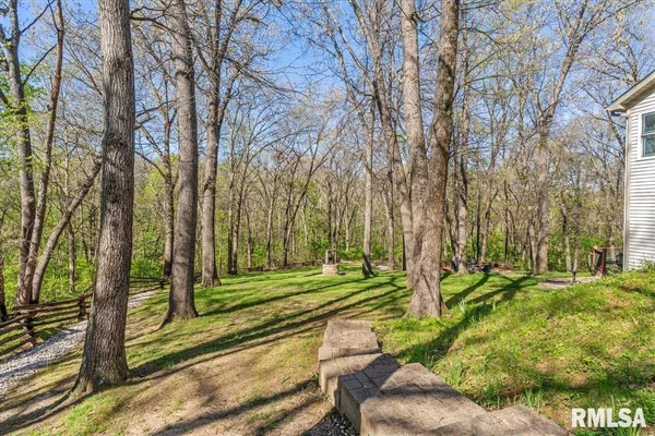 $611,000 | 603 Loft Lane, Athens, IL 62613