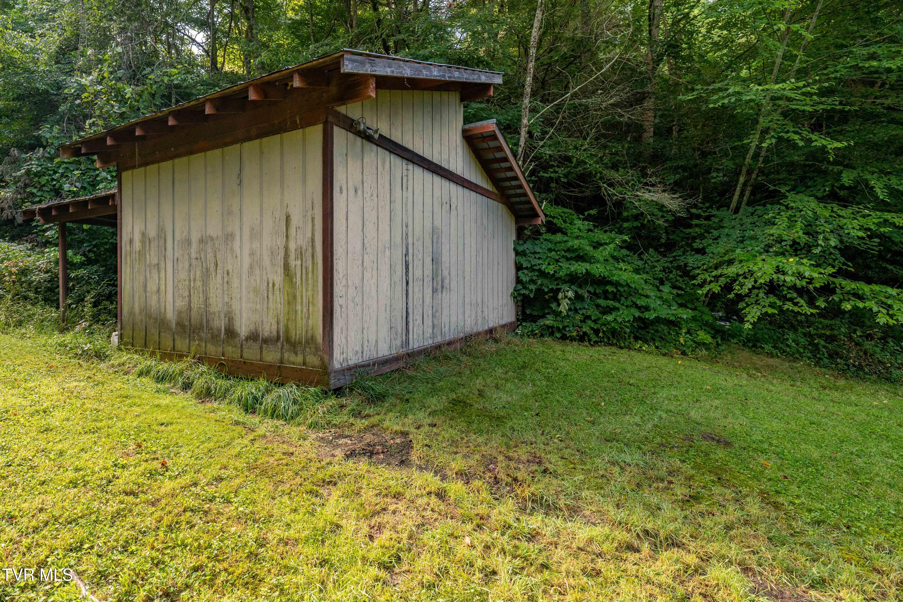 306 Bear Branch Road Roan Mountain, TN 37687 - Photo 43 of 53 306 Bear Branch Road (48 of 93)