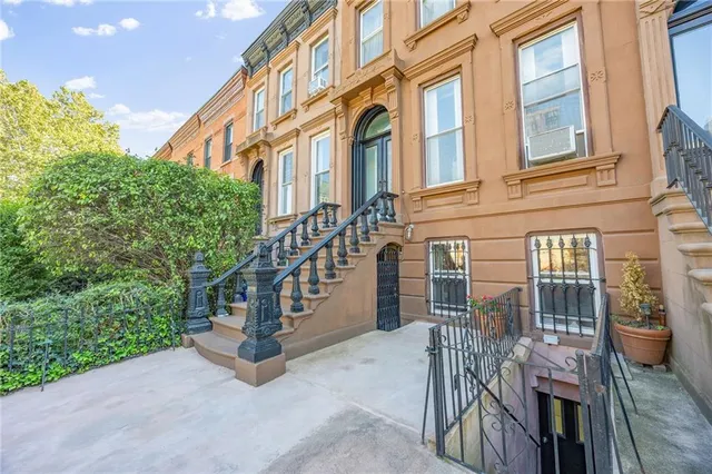 $3,199,000 | 578 Bergen Street | Prospect Heights