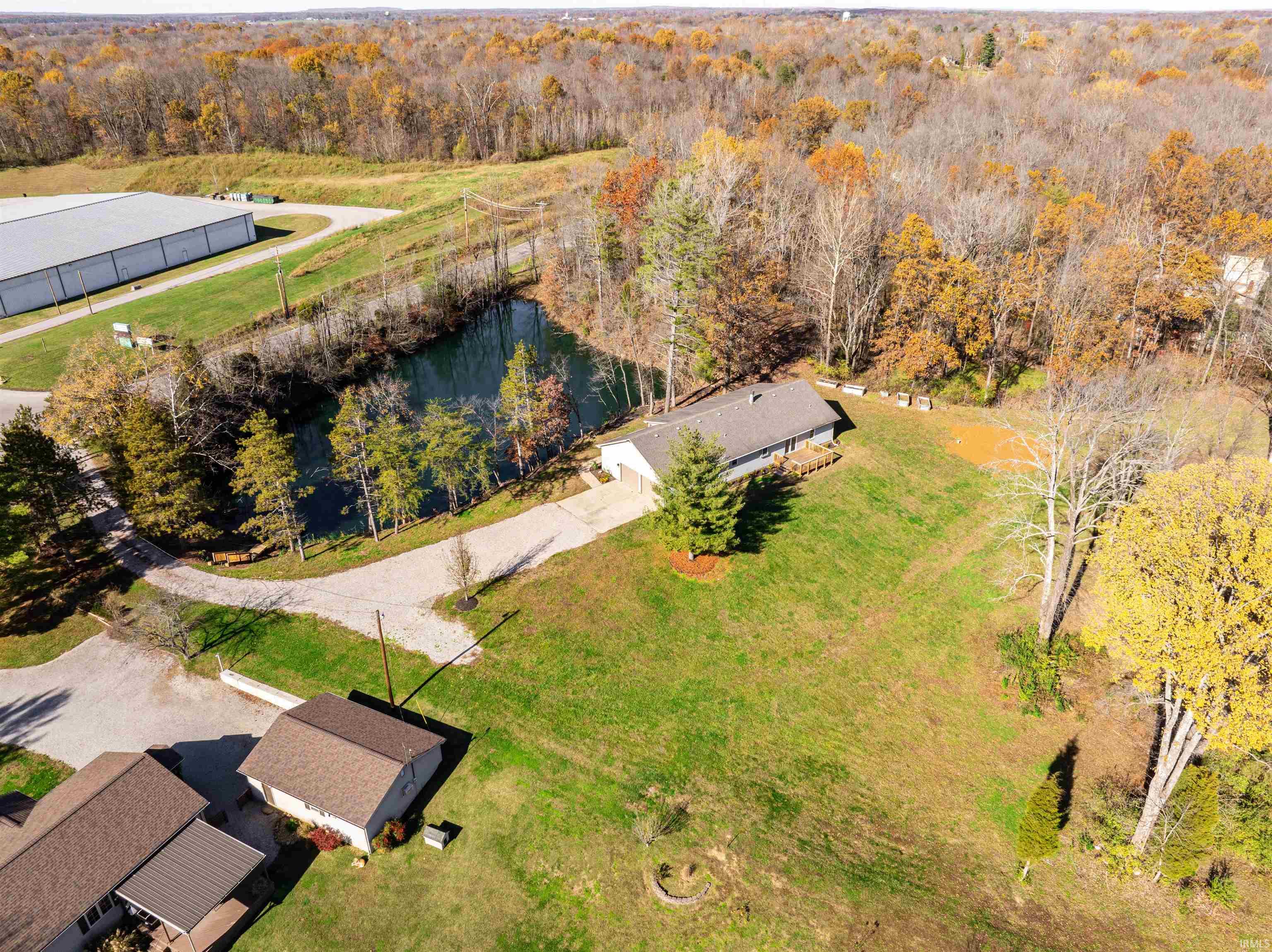 822 South Pelzer Road Boonville, IN 47601 - Photo 27 of 36 Gallery Image 27