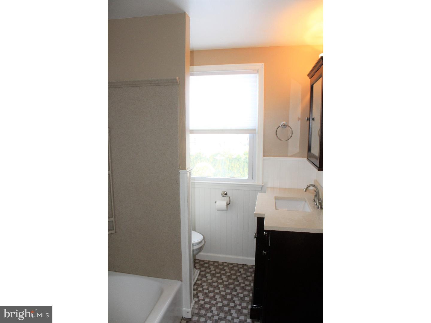 1029 Crozer Lane Springfield, PA 19064 - Photo 12 of 25