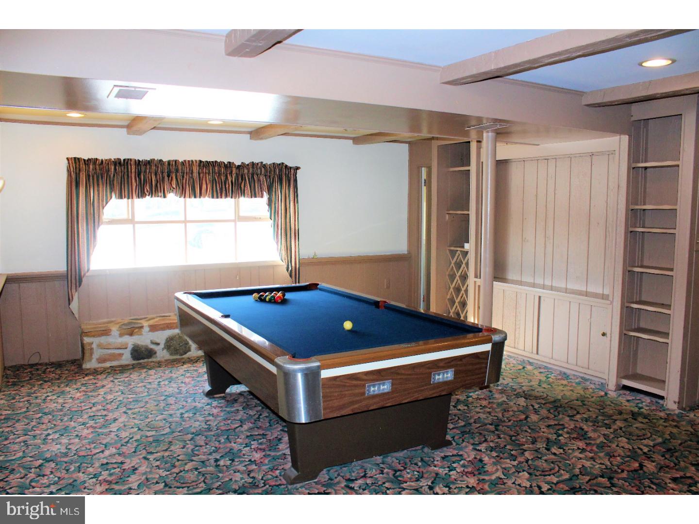 1029 Crozer Lane Springfield, PA 19064 - Photo 4 of 25