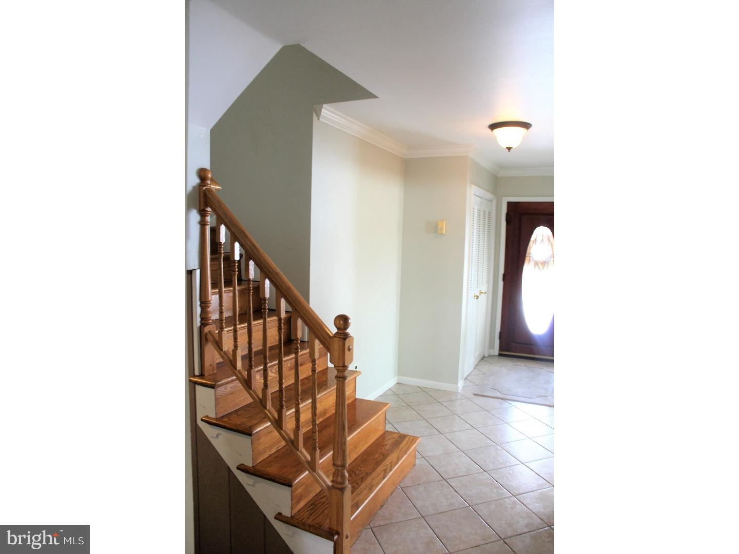 1029 Crozer Lane Springfield, PA 19064 - Photo 6 of 25
