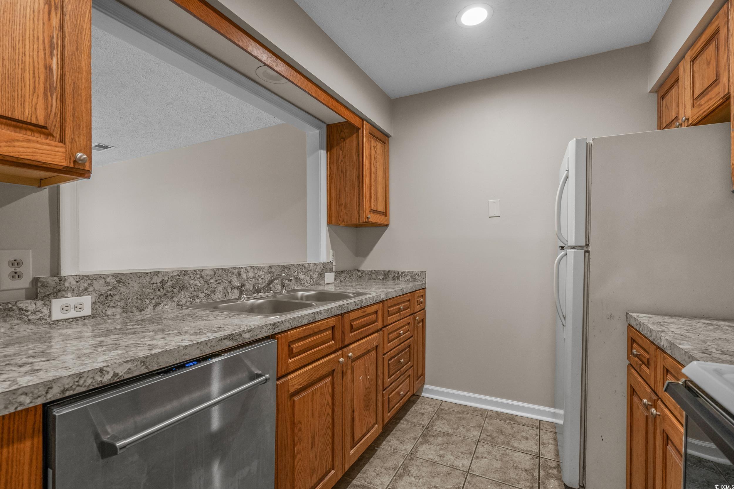 900 Courtyard Drive, Unit K7 Myrtle Beach, SC 29577 - Photo 17 of 33