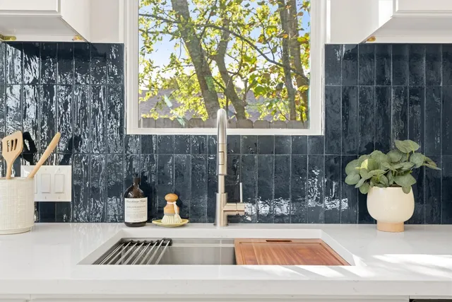 $550,000 | 1309 Deupree Drive, Austin, TX 78753